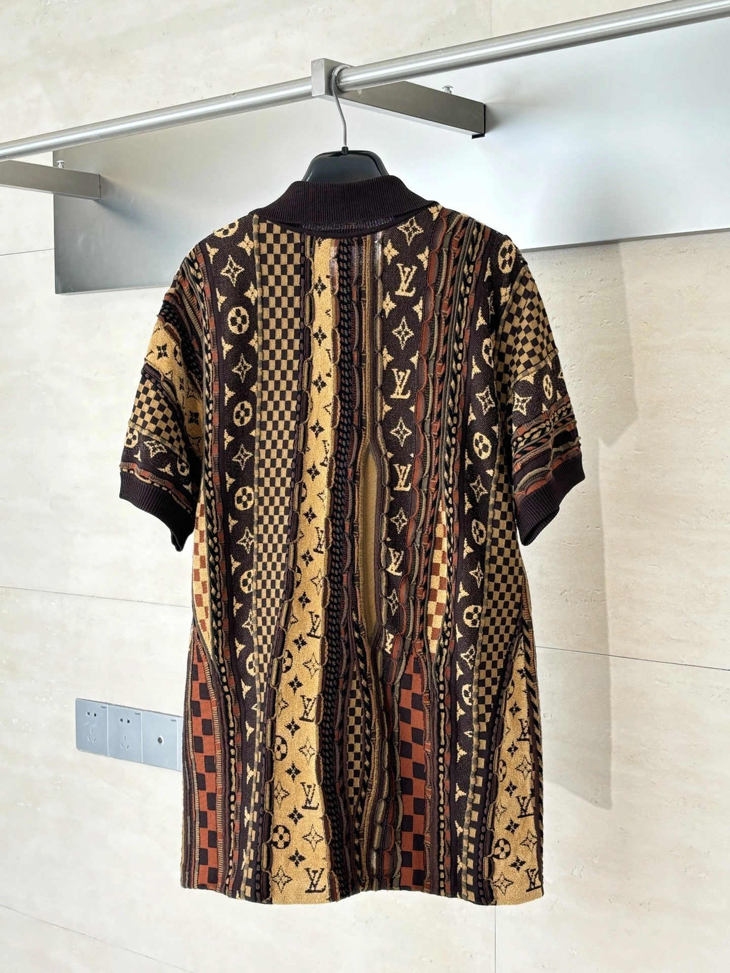 wg.luxury-- 8V Nigo Monogram oversize item:E-F363I2336H